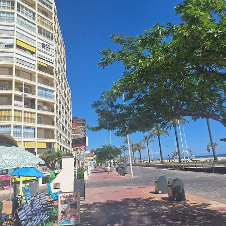 Edificio Infante Solo Familias Vistas Al Mar Playa de Gandia
